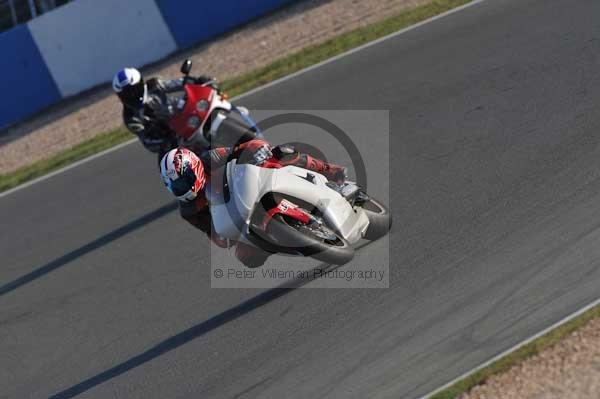 Motorcycle action photographs;Trackday digital images;donington;donington park leicestershire;donington photographs;event digital images;eventdigitalimages;no limits trackday;peter wileman photography;trackday;trackday photos