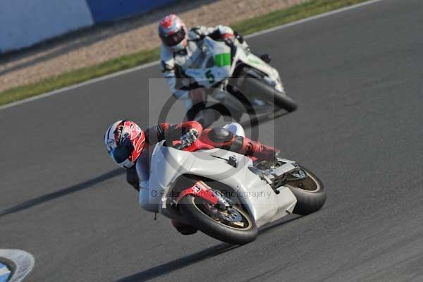 Motorcycle action photographs;Trackday digital images;donington;donington park leicestershire;donington photographs;event digital images;eventdigitalimages;no limits trackday;peter wileman photography;trackday;trackday photos