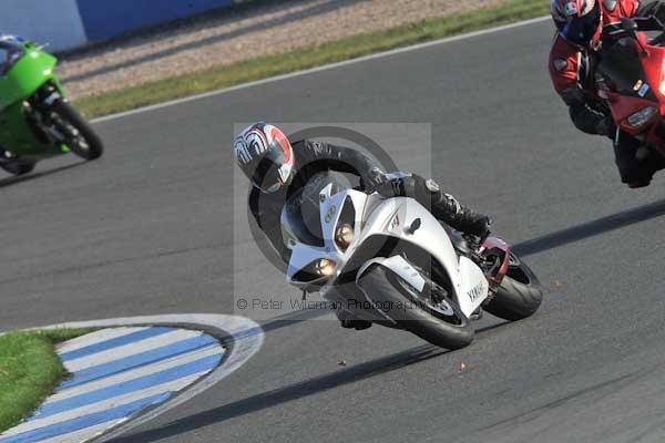 Motorcycle action photographs;Trackday digital images;donington;donington park leicestershire;donington photographs;event digital images;eventdigitalimages;no limits trackday;peter wileman photography;trackday;trackday photos