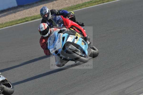 Motorcycle action photographs;Trackday digital images;donington;donington park leicestershire;donington photographs;event digital images;eventdigitalimages;no limits trackday;peter wileman photography;trackday;trackday photos