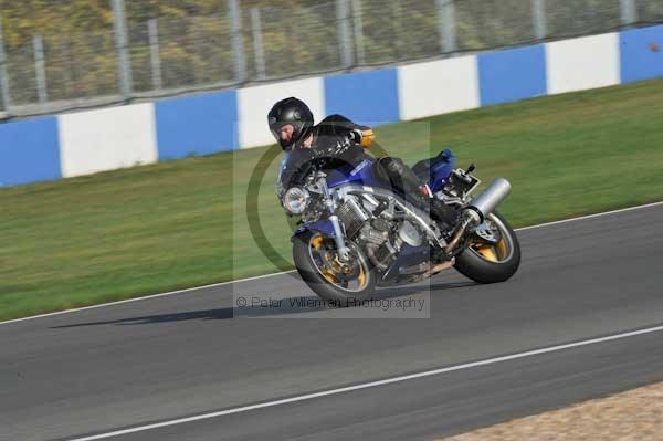 Motorcycle action photographs;Trackday digital images;donington;donington park leicestershire;donington photographs;event digital images;eventdigitalimages;no limits trackday;peter wileman photography;trackday;trackday photos