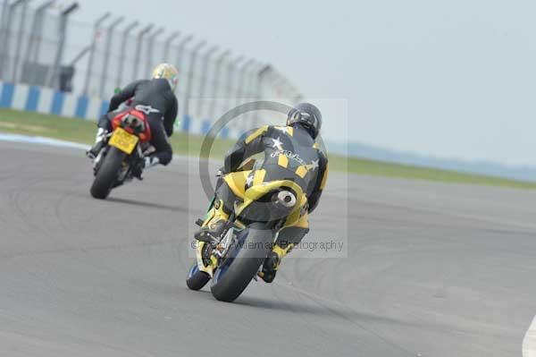Motorcycle action photographs;Trackday digital images;donington;donington park leicestershire;donington photographs;event digital images;eventdigitalimages;no limits trackday;peter wileman photography;trackday;trackday photos