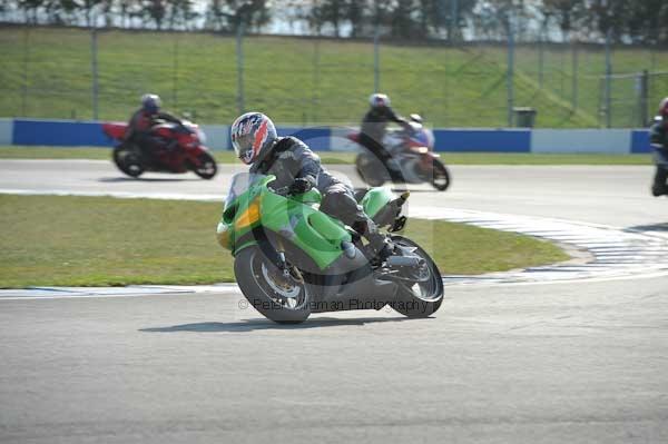 Motorcycle action photographs;Trackday digital images;donington;donington park leicestershire;donington photographs;event digital images;eventdigitalimages;no limits trackday;peter wileman photography;trackday;trackday photos