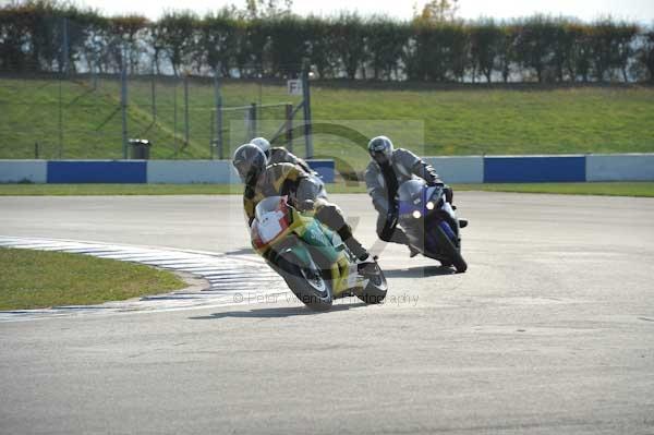 Motorcycle action photographs;Trackday digital images;donington;donington park leicestershire;donington photographs;event digital images;eventdigitalimages;no limits trackday;peter wileman photography;trackday;trackday photos