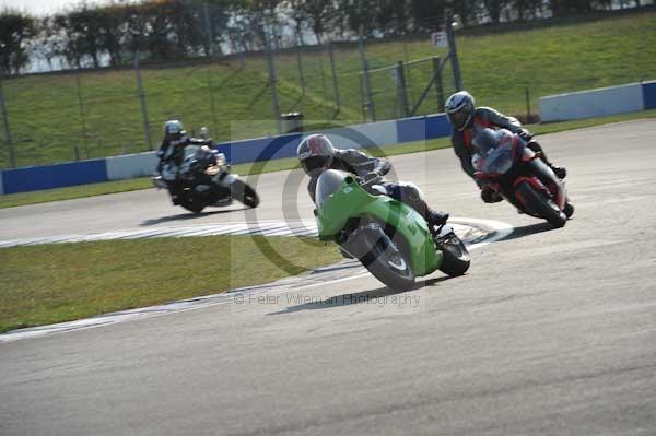 Motorcycle action photographs;Trackday digital images;donington;donington park leicestershire;donington photographs;event digital images;eventdigitalimages;no limits trackday;peter wileman photography;trackday;trackday photos