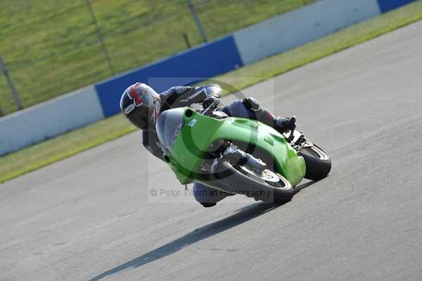 Motorcycle action photographs;Trackday digital images;donington;donington park leicestershire;donington photographs;event digital images;eventdigitalimages;no limits trackday;peter wileman photography;trackday;trackday photos