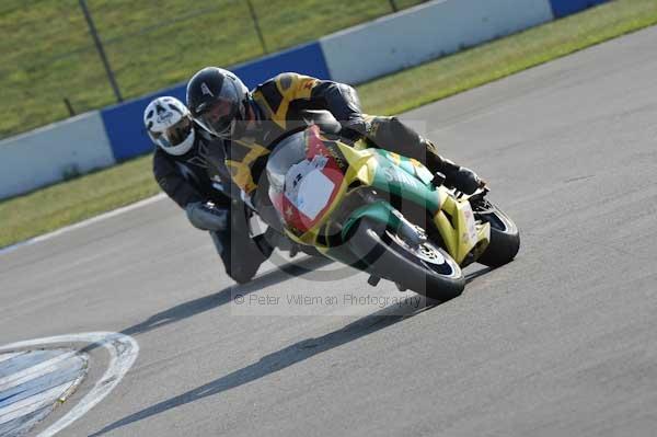 Motorcycle action photographs;Trackday digital images;donington;donington park leicestershire;donington photographs;event digital images;eventdigitalimages;no limits trackday;peter wileman photography;trackday;trackday photos