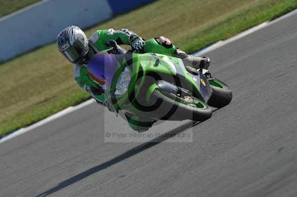 Motorcycle action photographs;Trackday digital images;donington;donington park leicestershire;donington photographs;event digital images;eventdigitalimages;no limits trackday;peter wileman photography;trackday;trackday photos