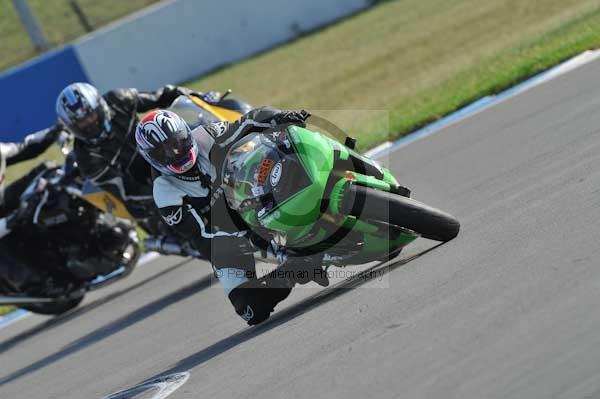 Motorcycle action photographs;Trackday digital images;donington;donington park leicestershire;donington photographs;event digital images;eventdigitalimages;no limits trackday;peter wileman photography;trackday;trackday photos