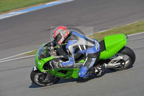 Motorcycle action photographs;Trackday digital images;donington;donington park leicestershire;donington photographs;event digital images;eventdigitalimages;no limits trackday;peter wileman photography;trackday;trackday photos