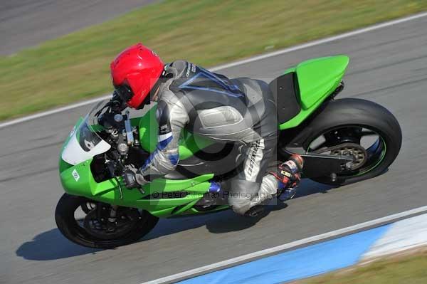 Motorcycle action photographs;Trackday digital images;donington;donington park leicestershire;donington photographs;event digital images;eventdigitalimages;no limits trackday;peter wileman photography;trackday;trackday photos