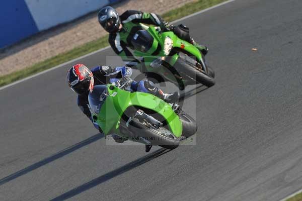 Motorcycle action photographs;Trackday digital images;donington;donington park leicestershire;donington photographs;event digital images;eventdigitalimages;no limits trackday;peter wileman photography;trackday;trackday photos