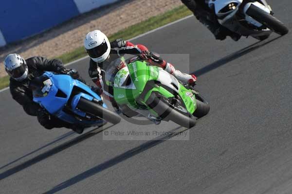 Motorcycle action photographs;Trackday digital images;donington;donington park leicestershire;donington photographs;event digital images;eventdigitalimages;no limits trackday;peter wileman photography;trackday;trackday photos