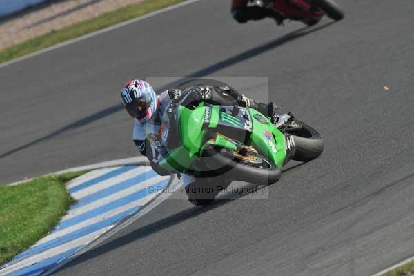 Motorcycle action photographs;Trackday digital images;donington;donington park leicestershire;donington photographs;event digital images;eventdigitalimages;no limits trackday;peter wileman photography;trackday;trackday photos