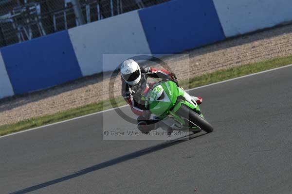 Motorcycle action photographs;Trackday digital images;donington;donington park leicestershire;donington photographs;event digital images;eventdigitalimages;no limits trackday;peter wileman photography;trackday;trackday photos