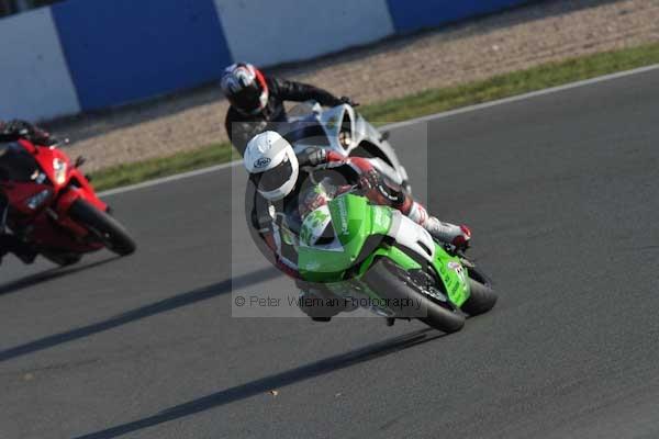 Motorcycle action photographs;Trackday digital images;donington;donington park leicestershire;donington photographs;event digital images;eventdigitalimages;no limits trackday;peter wileman photography;trackday;trackday photos