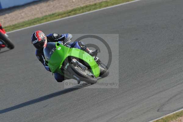 Motorcycle action photographs;Trackday digital images;donington;donington park leicestershire;donington photographs;event digital images;eventdigitalimages;no limits trackday;peter wileman photography;trackday;trackday photos
