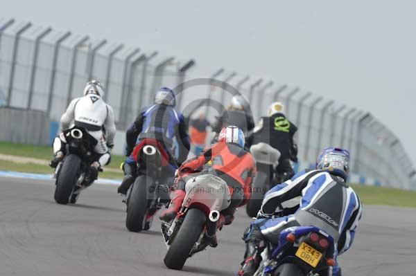 Motorcycle action photographs;Trackday digital images;donington;donington park leicestershire;donington photographs;event digital images;eventdigitalimages;no limits trackday;peter wileman photography;trackday;trackday photos