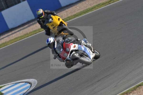 Motorcycle action photographs;Trackday digital images;donington;donington park leicestershire;donington photographs;event digital images;eventdigitalimages;no limits trackday;peter wileman photography;trackday;trackday photos