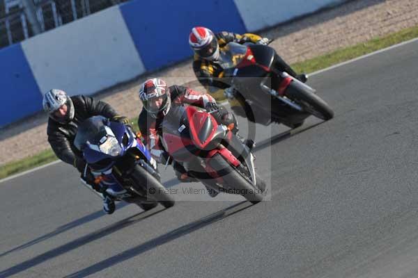 Motorcycle action photographs;Trackday digital images;donington;donington park leicestershire;donington photographs;event digital images;eventdigitalimages;no limits trackday;peter wileman photography;trackday;trackday photos