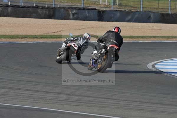 Motorcycle action photographs;Trackday digital images;donington;donington park leicestershire;donington photographs;event digital images;eventdigitalimages;no limits trackday;peter wileman photography;trackday;trackday photos