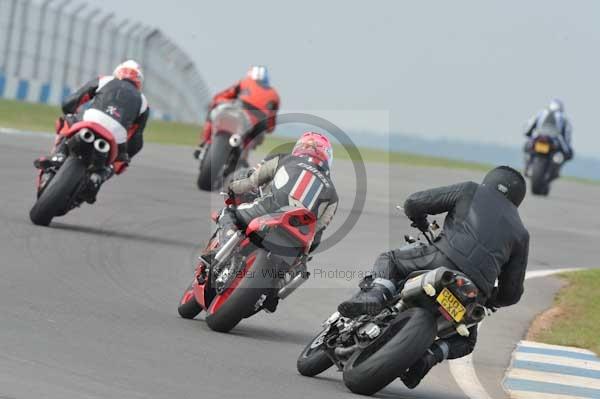 Motorcycle action photographs;Trackday digital images;donington;donington park leicestershire;donington photographs;event digital images;eventdigitalimages;no limits trackday;peter wileman photography;trackday;trackday photos