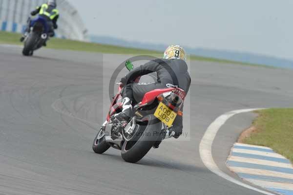 Motorcycle action photographs;Trackday digital images;donington;donington park leicestershire;donington photographs;event digital images;eventdigitalimages;no limits trackday;peter wileman photography;trackday;trackday photos