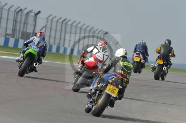 Motorcycle action photographs;Trackday digital images;donington;donington park leicestershire;donington photographs;event digital images;eventdigitalimages;no limits trackday;peter wileman photography;trackday;trackday photos