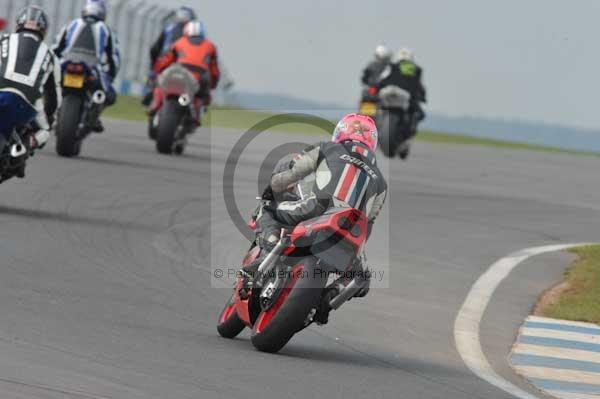Motorcycle action photographs;Trackday digital images;donington;donington park leicestershire;donington photographs;event digital images;eventdigitalimages;no limits trackday;peter wileman photography;trackday;trackday photos