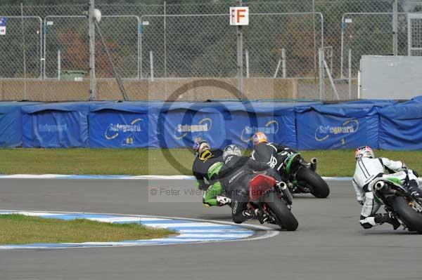 Motorcycle action photographs;Trackday digital images;donington;donington park leicestershire;donington photographs;event digital images;eventdigitalimages;no limits trackday;peter wileman photography;trackday;trackday photos