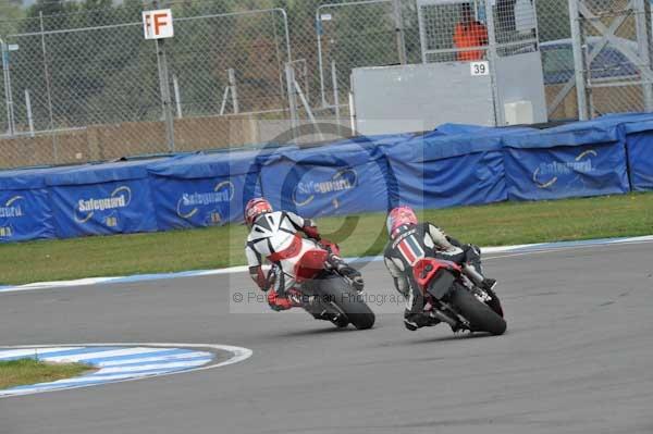 Motorcycle action photographs;Trackday digital images;donington;donington park leicestershire;donington photographs;event digital images;eventdigitalimages;no limits trackday;peter wileman photography;trackday;trackday photos