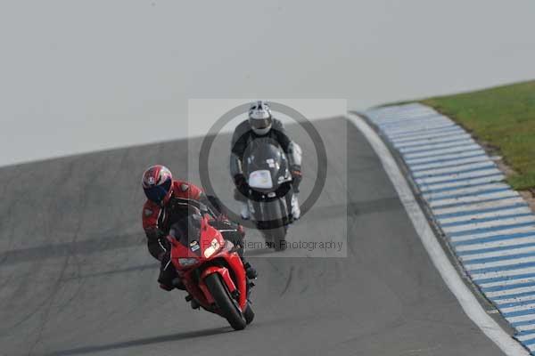 Motorcycle action photographs;Trackday digital images;donington;donington park leicestershire;donington photographs;event digital images;eventdigitalimages;no limits trackday;peter wileman photography;trackday;trackday photos