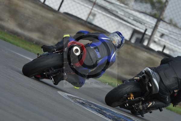 Motorcycle action photographs;Trackday digital images;donington;donington park leicestershire;donington photographs;event digital images;eventdigitalimages;no limits trackday;peter wileman photography;trackday;trackday photos