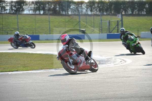 Motorcycle action photographs;Trackday digital images;donington;donington park leicestershire;donington photographs;event digital images;eventdigitalimages;no limits trackday;peter wileman photography;trackday;trackday photos