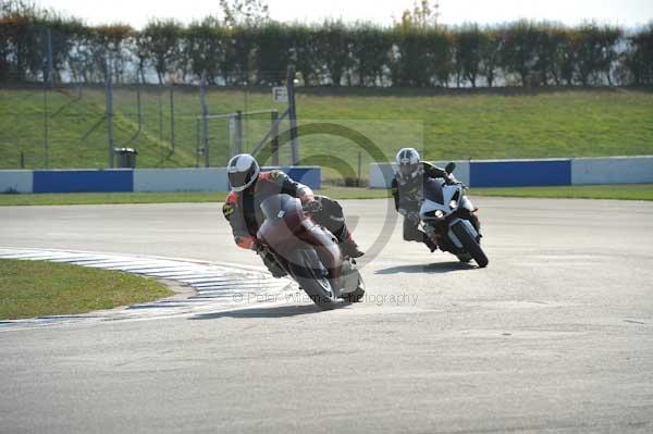Motorcycle action photographs;Trackday digital images;donington;donington park leicestershire;donington photographs;event digital images;eventdigitalimages;no limits trackday;peter wileman photography;trackday;trackday photos