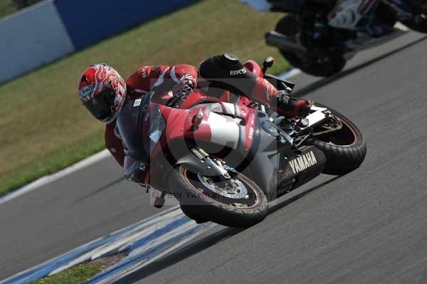 Motorcycle action photographs;Trackday digital images;donington;donington park leicestershire;donington photographs;event digital images;eventdigitalimages;no limits trackday;peter wileman photography;trackday;trackday photos