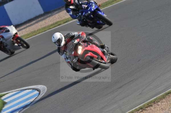 Motorcycle action photographs;Trackday digital images;donington;donington park leicestershire;donington photographs;event digital images;eventdigitalimages;no limits trackday;peter wileman photography;trackday;trackday photos