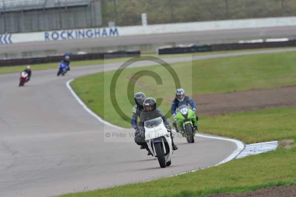 Rockingham no limits trackday;enduro digital images;event digital images;eventdigitalimages;no limits trackdays;peter wileman photography;racing digital images;rockingham raceway northamptonshire;rockingham trackday photographs;trackday digital images;trackday photos