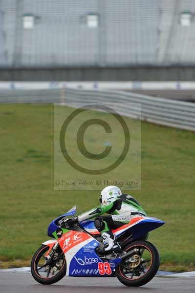 Rockingham no limits trackday;enduro digital images;event digital images;eventdigitalimages;no limits trackdays;peter wileman photography;racing digital images;rockingham raceway northamptonshire;rockingham trackday photographs;trackday digital images;trackday photos