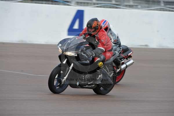 Rockingham no limits trackday;enduro digital images;event digital images;eventdigitalimages;no limits trackdays;peter wileman photography;racing digital images;rockingham raceway northamptonshire;rockingham trackday photographs;trackday digital images;trackday photos