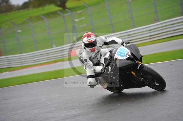 Motorcycle action photographs;Trackday digital images;event digital images;eventdigitalimages;no limits trackday;oulton park;oulton park circuit cheshire;oulton park photographs;peter wileman photography;trackday;trackday photos