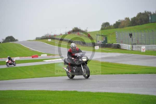 Motorcycle action photographs;Trackday digital images;event digital images;eventdigitalimages;no limits trackday;oulton park;oulton park circuit cheshire;oulton park photographs;peter wileman photography;trackday;trackday photos