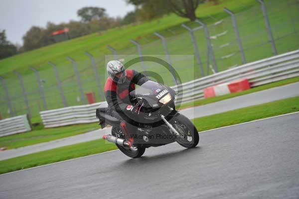 Motorcycle action photographs;Trackday digital images;event digital images;eventdigitalimages;no limits trackday;oulton park;oulton park circuit cheshire;oulton park photographs;peter wileman photography;trackday;trackday photos