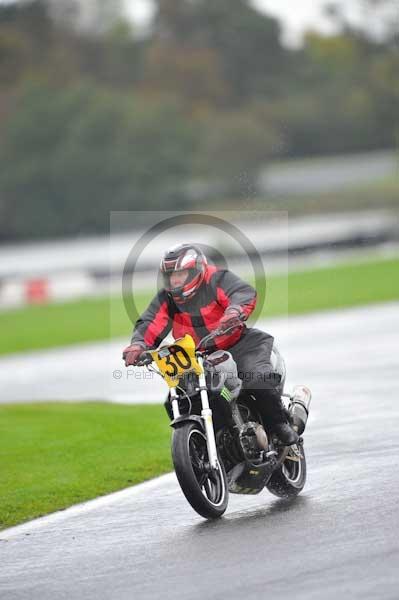 Motorcycle action photographs;Trackday digital images;event digital images;eventdigitalimages;no limits trackday;oulton park;oulton park circuit cheshire;oulton park photographs;peter wileman photography;trackday;trackday photos