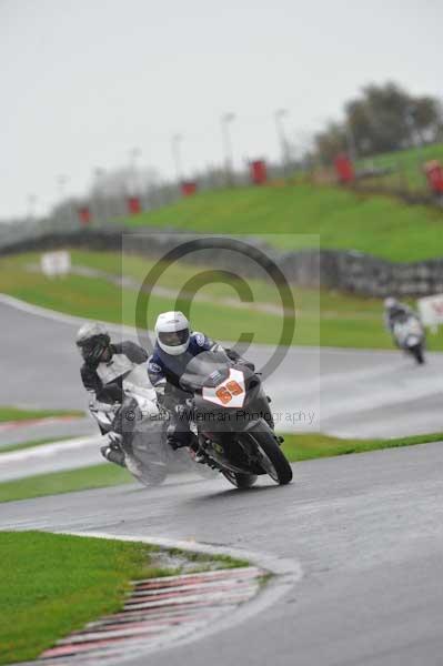 Motorcycle action photographs;Trackday digital images;event digital images;eventdigitalimages;no limits trackday;oulton park;oulton park circuit cheshire;oulton park photographs;peter wileman photography;trackday;trackday photos