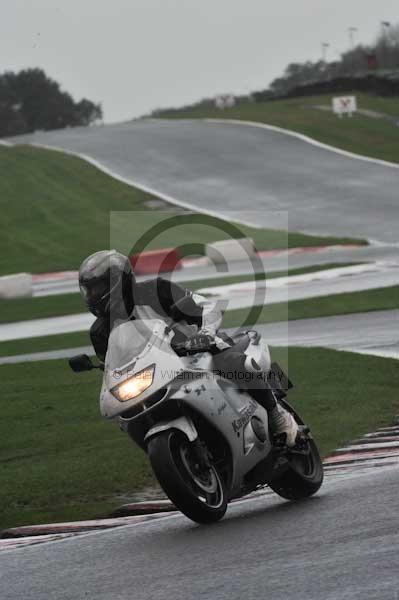 Motorcycle action photographs;Trackday digital images;event digital images;eventdigitalimages;no limits trackday;oulton park;oulton park circuit cheshire;oulton park photographs;peter wileman photography;trackday;trackday photos