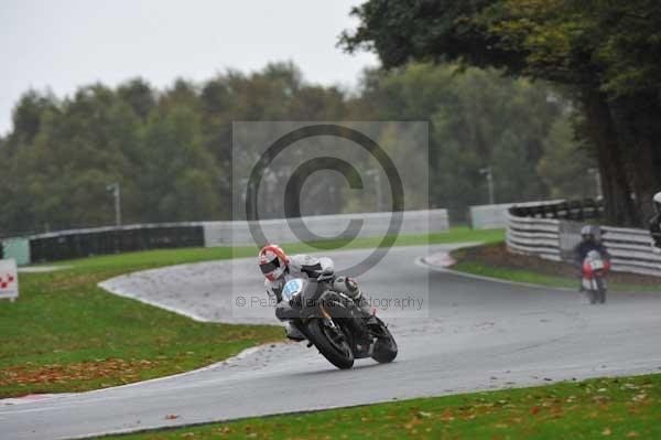 Motorcycle action photographs;Trackday digital images;event digital images;eventdigitalimages;no limits trackday;oulton park;oulton park circuit cheshire;oulton park photographs;peter wileman photography;trackday;trackday photos