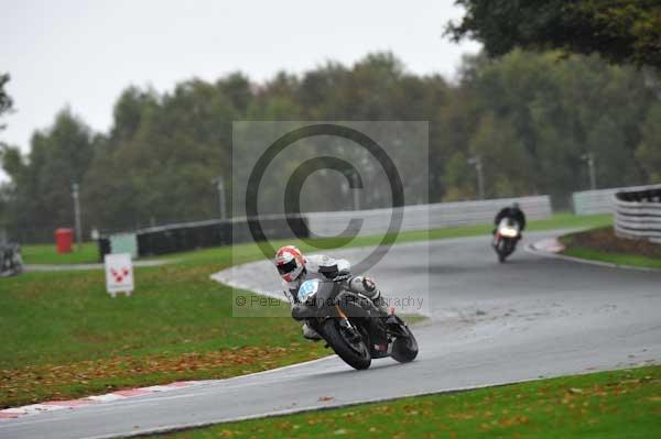 Motorcycle action photographs;Trackday digital images;event digital images;eventdigitalimages;no limits trackday;oulton park;oulton park circuit cheshire;oulton park photographs;peter wileman photography;trackday;trackday photos