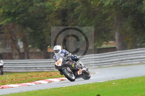 Motorcycle action photographs;Trackday digital images;event digital images;eventdigitalimages;no limits trackday;oulton park;oulton park circuit cheshire;oulton park photographs;peter wileman photography;trackday;trackday photos