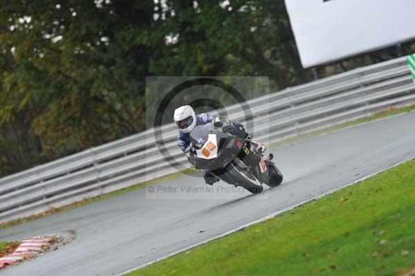 Motorcycle action photographs;Trackday digital images;event digital images;eventdigitalimages;no limits trackday;oulton park;oulton park circuit cheshire;oulton park photographs;peter wileman photography;trackday;trackday photos